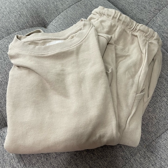 Matching Set - Picture 1 of 4